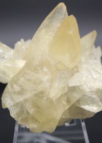 Fluorescerende mineralen: wanneer stenen in het donker oplichten calcite 54