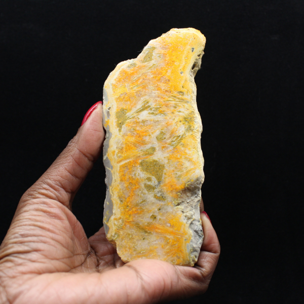 Gepolijst exemplaar van vulkanische hommeljaspis