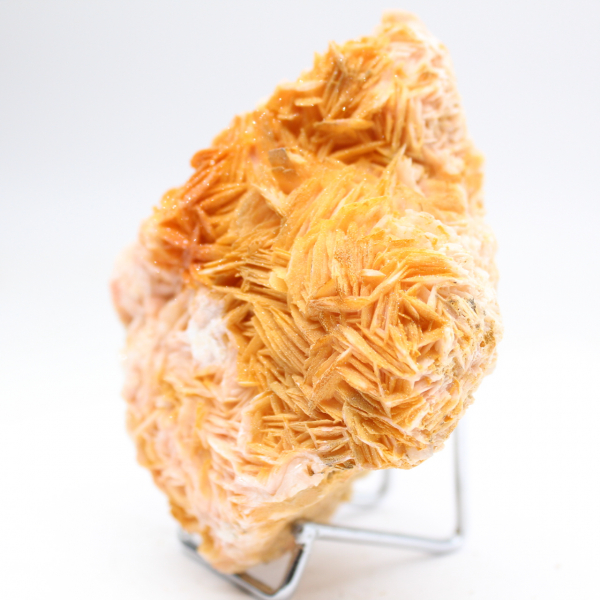 Marokkaanse oranje bariet met natuurlijke kristallen