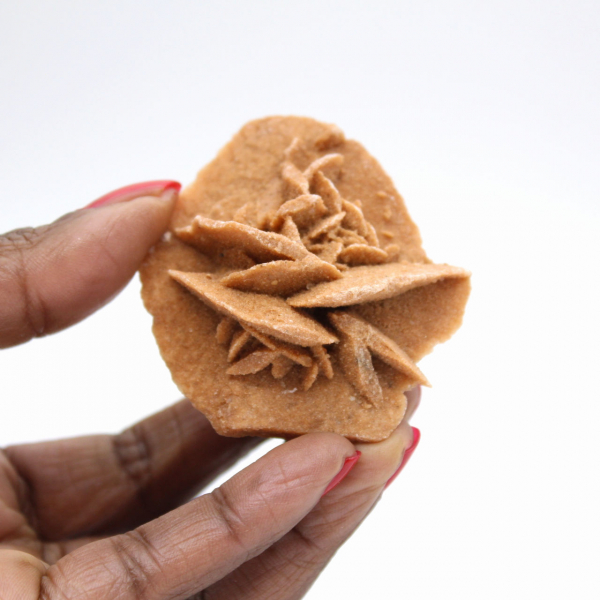 Marokkaanse woestijnroos: een klein, onbewerkt verzamelobject.