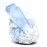 Blader door onze celestine-collectie met lichtblauwe tot marineblauwe kristalgeodes. Celestine