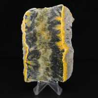 Klein gesneden exemplaar van de jaspis-hommel.