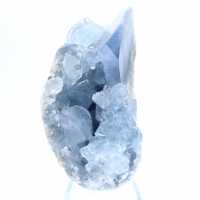 Fonkelende blauwe celestienkristallen uit Madagaskar