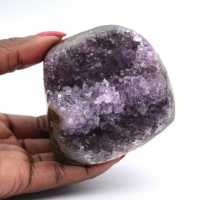 Braziliaanse amethistgeode: decoratie en mineralogie