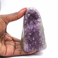 Braziliaanse amethist druse: minerale interieurdecoratie