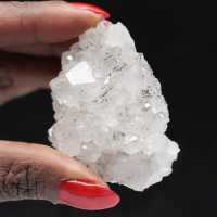 Miniatuur goethietkwarts, ruw exemplaar uit Marokko, 80 g