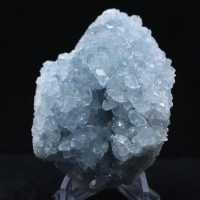 Kleine celestien geode: een mineraal voor verzamelaars