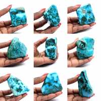 Gepolijste steen in Congo Chrysocolla