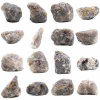 Rauwe rookkwarts uit Madagaskar Rauwe rookkwarts uit Madagaskar