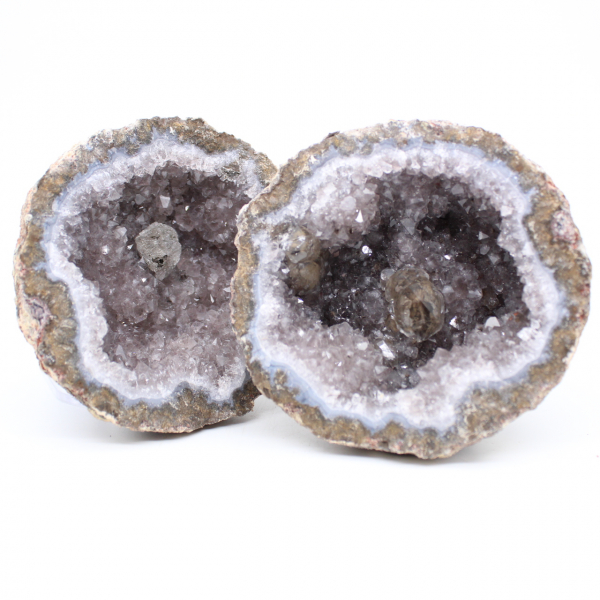 Geode geheel rookkwarts met calcietkristal