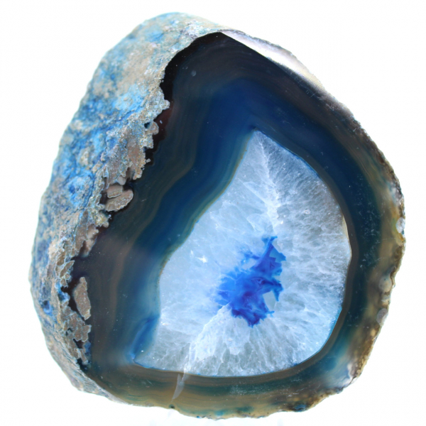 Decoratieve steen van blauwe agaat