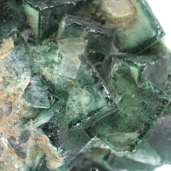 Natuurlijke kubieke fluorietkristallen uit madagaskar
