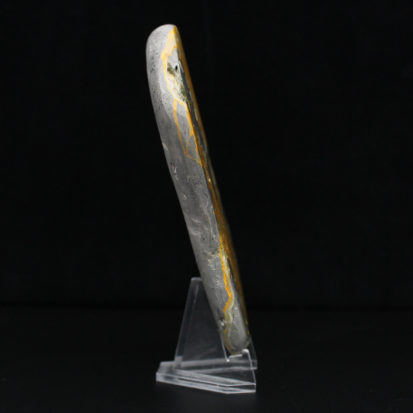 Jaspis hommel exemplaar vulkanisch gesteente