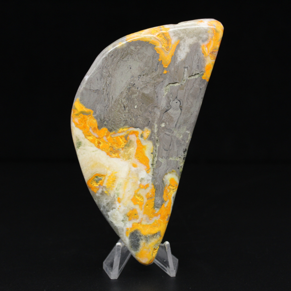 Kleine, gepolijste jaspis decoratie uit de Bumblebee-collectie.