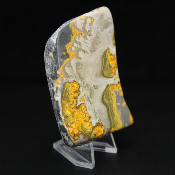 Authenticiteit van een klein Jasper hommelornament