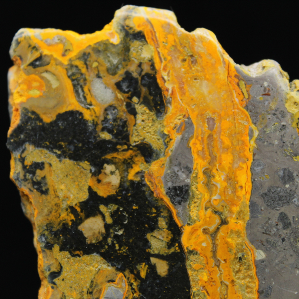 Hommeljaspisplaquette - Vulkanische energie