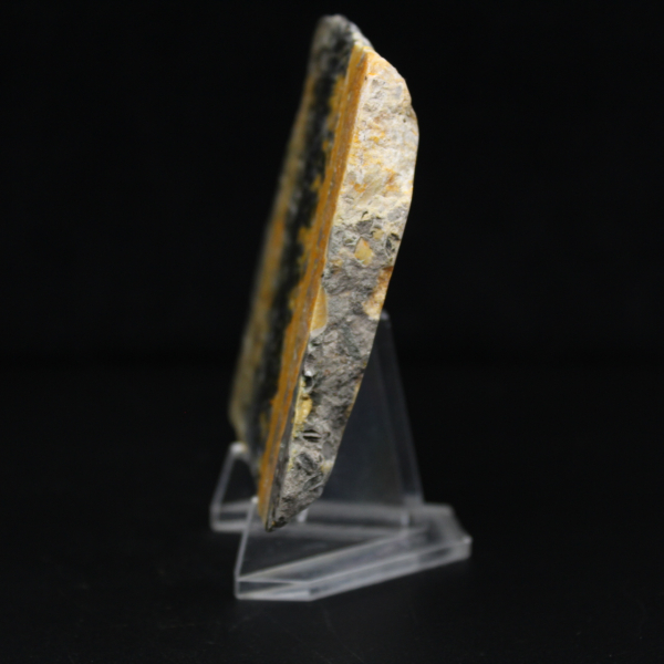 Klein gepolijst plaatje van hommeljaspis