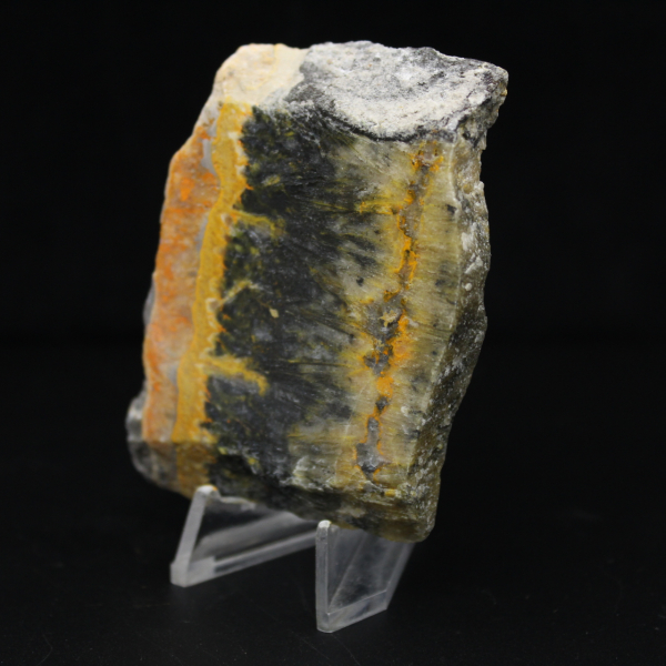 Klein gepolijst plaatje van hommeljaspis