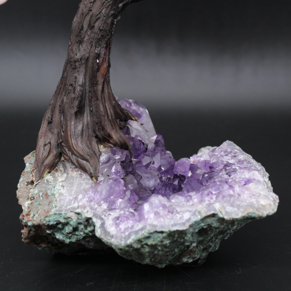 Minerale boom met amethist basis en rozenkwarts bladeren