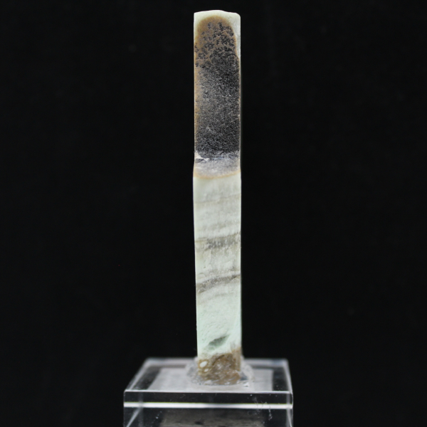 Groene aragoniet plak voor mineralenverzameling