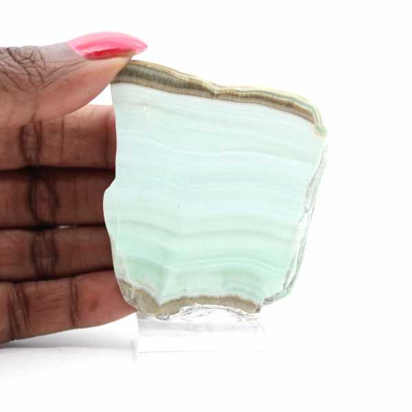 Groene aragoniet plak voor mineralenverzameling Groene aragoniet plak voor mineralenverzameling