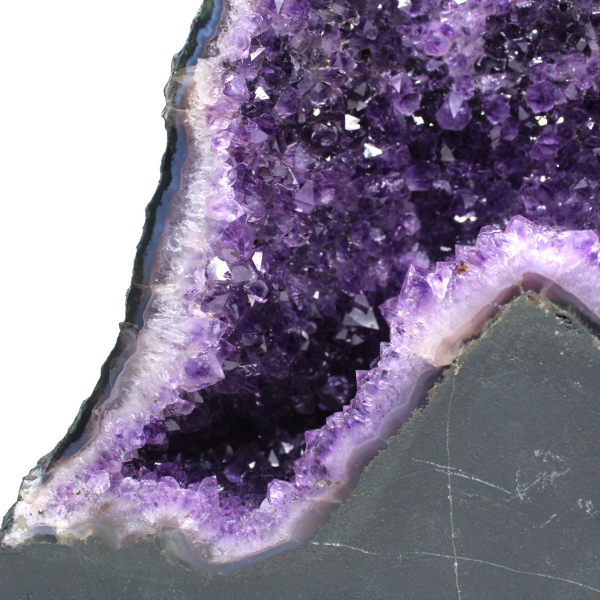  Unieke hoogwaardige Braziliaanse amethistgeode met stabiele voet