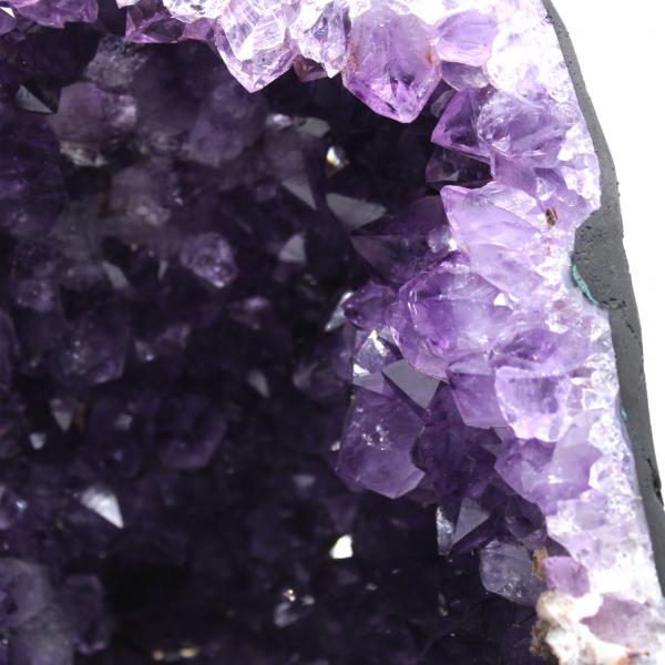  Braziliaanse amethistgeode voor elegante en originele decoratie