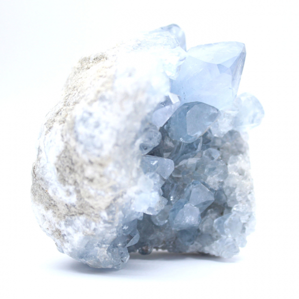 Blauwe celestien-exemplaar met glanzende kristallen