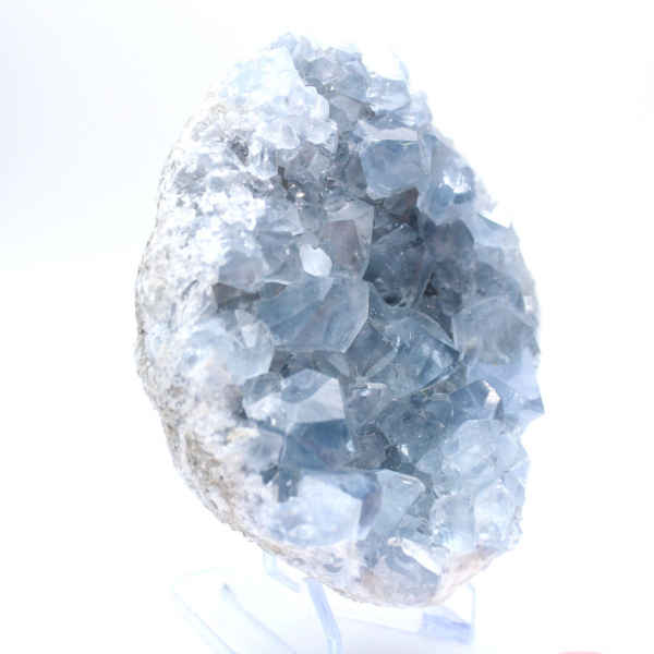 Blauwe celestien uit natuurlijke geode van Madagaskar