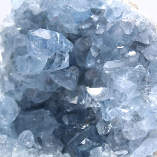 Hoogwaardige Madagaskar blauwe celestiet geode