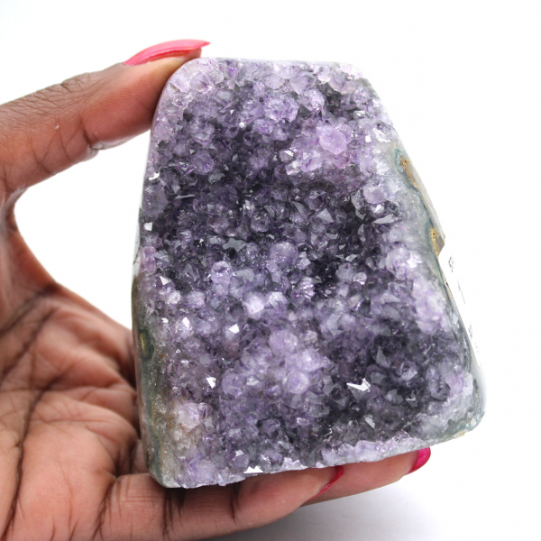 Amethist Brazilië: kleine geode voor mineralenverzameling