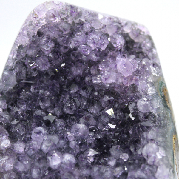 Amethist Brazilië: kleine geode voor mineralenverzameling