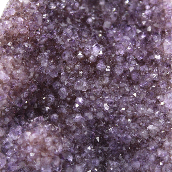 Amethistgeode uit Brazilië: een mineralogische schat