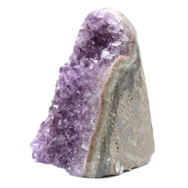 Braziliaanse amethist druse: minerale interieurdecoratie