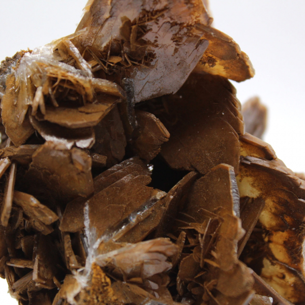 Bruine kristallisatie van bariet uit Marokko