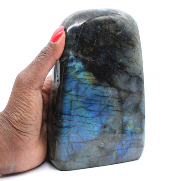 Kleine gepolijste labradoriet, sieraad voor verzamelaars