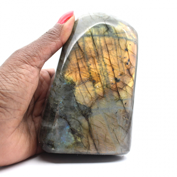 Gepolijste labradoriet, decoratief exemplaar uit Madagaskar