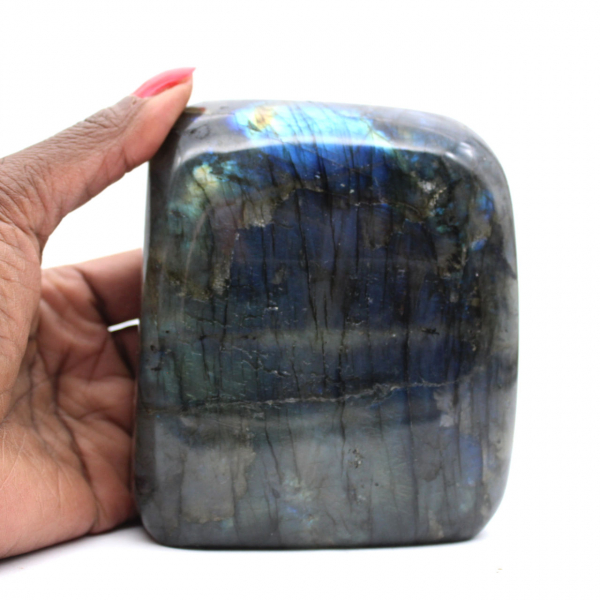 Klein, gepolijst labradoriet ornament, Madagaskar