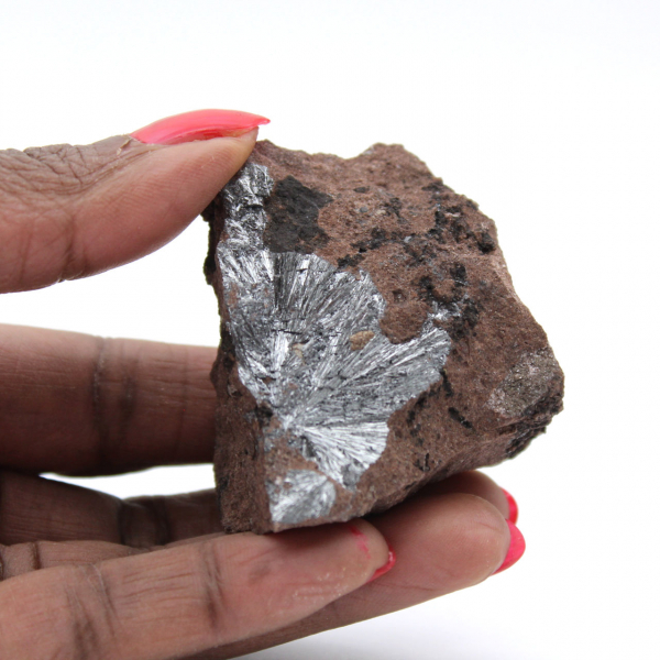 Pyrolusiet, miniatuurkristallen op matrix