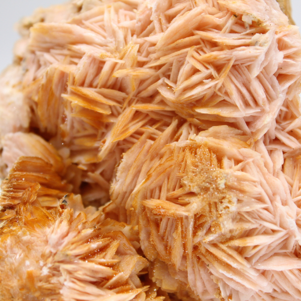 Oranje bariet uit Marokko, gekristalliseerd exemplaar