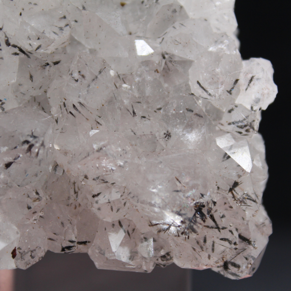 Ruwe kwartssteen met goethietinsluitingen, Marokko