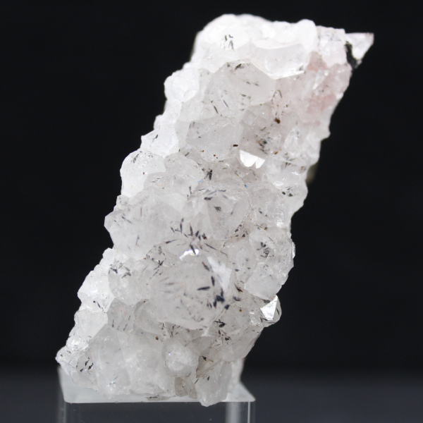 Marokkaanse goethietkwartskristallen, kleine druse van 120 g.