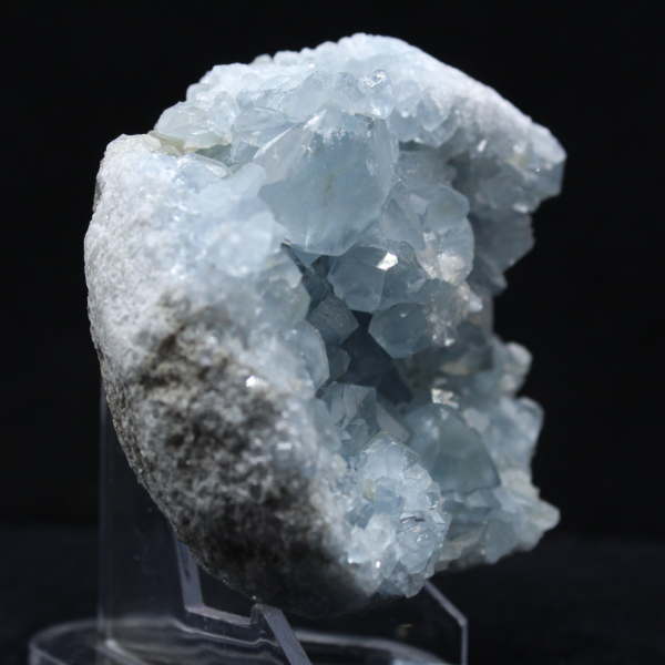 Cluster van celestienkristallen - Herkomst: Madagaskar