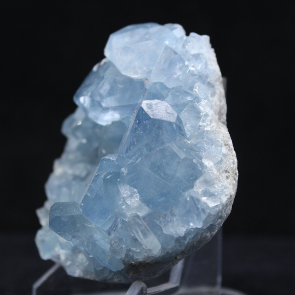 Klein blokje gekristalliseerde celestien uit Madagaskar