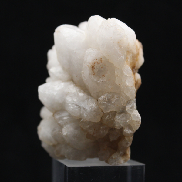 Marokkaanse bloemkwarts met in elkaar grijpende kristallen