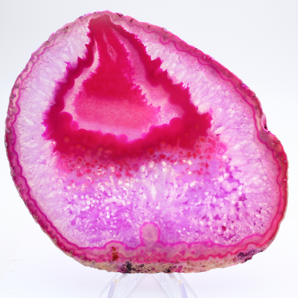 Gepolijste plak roze getinte agaat