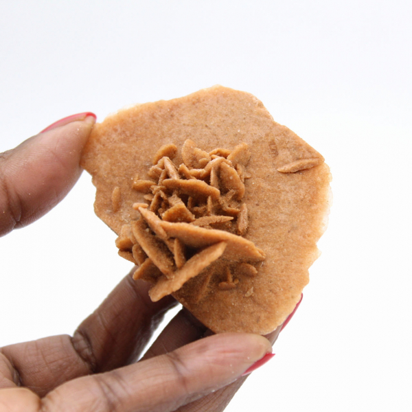 Lichte Marokkaanse woestijnroos: fijne kristallisatie