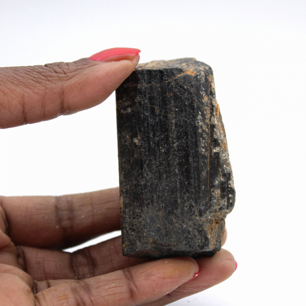 Kleine zwarte toermalijn uit Madagaskar - Ruw voorbeeld