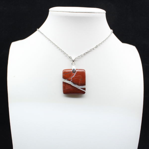 Gepolijste rode jaspis uit Madagaskar