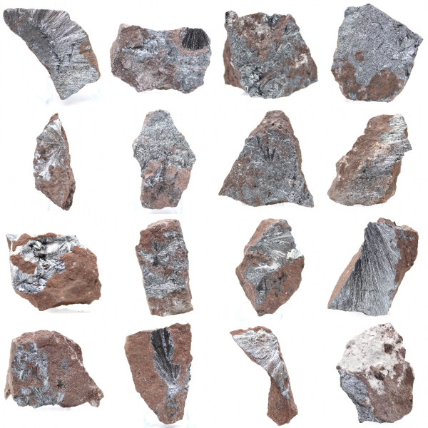 Pyrolusiet, authentiek exemplaar op matrix